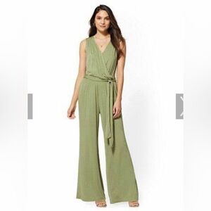 Soho Wrap Top Jumpsuit with pockets NWOT